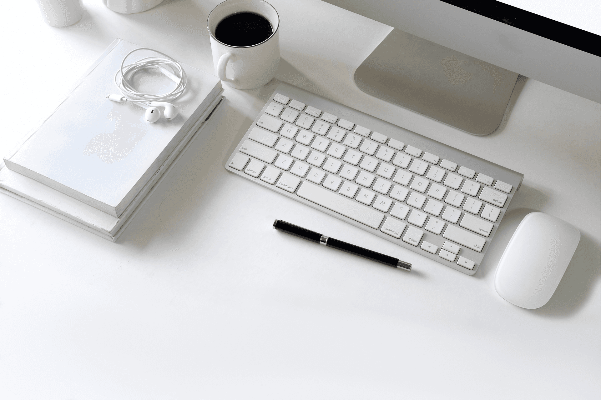 整理されたデスク環境で集中して学習に取り組める環境